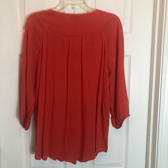 One World 3/4 Pullover Coral Blouse with Crochet Detail  Size Small - Picture 9 of 10